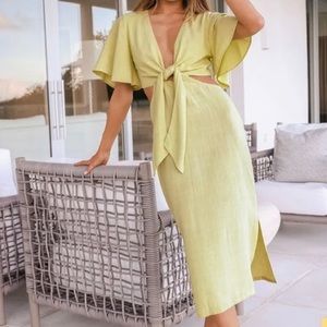 Lulu’s green midi dress with side slit